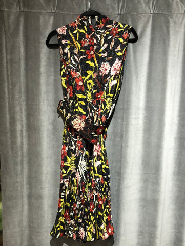 GRACIA Black and Floral Print Belted Crew Neck Dress with Belt