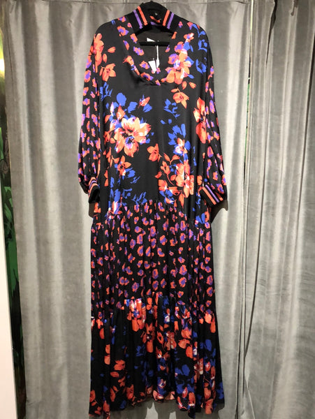 GIZIA Black Long Sleeve Floral Maxi Dress with Cotton Cuffs