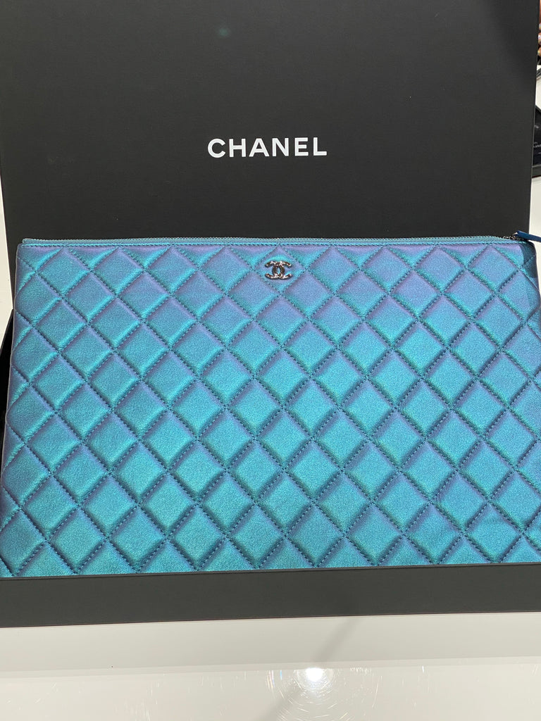 Chanel Beauty CC O-Case- Metallic Lambskin Turquoise