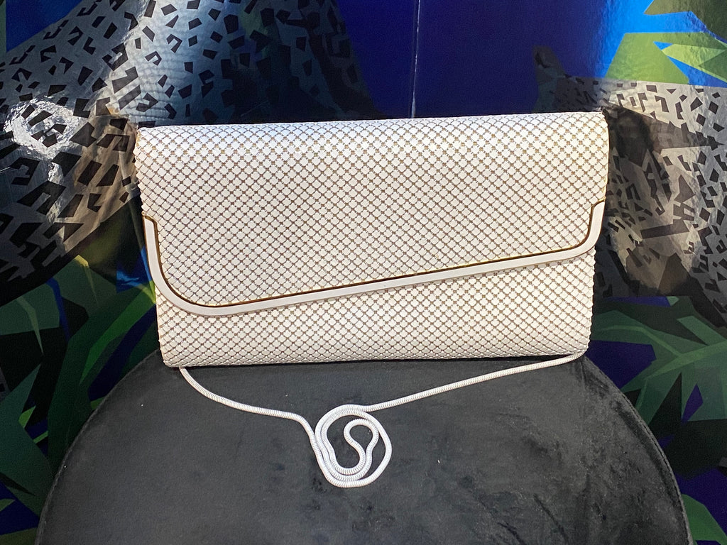 Vintage: White and gold Single Flap Purse