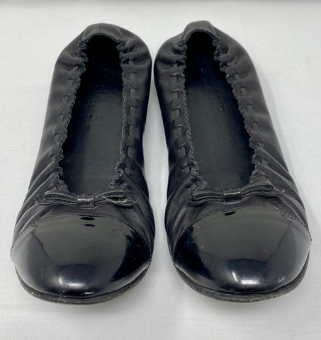 Chanel black Leather Stretch Flats with Patent Toe and Leather Bow